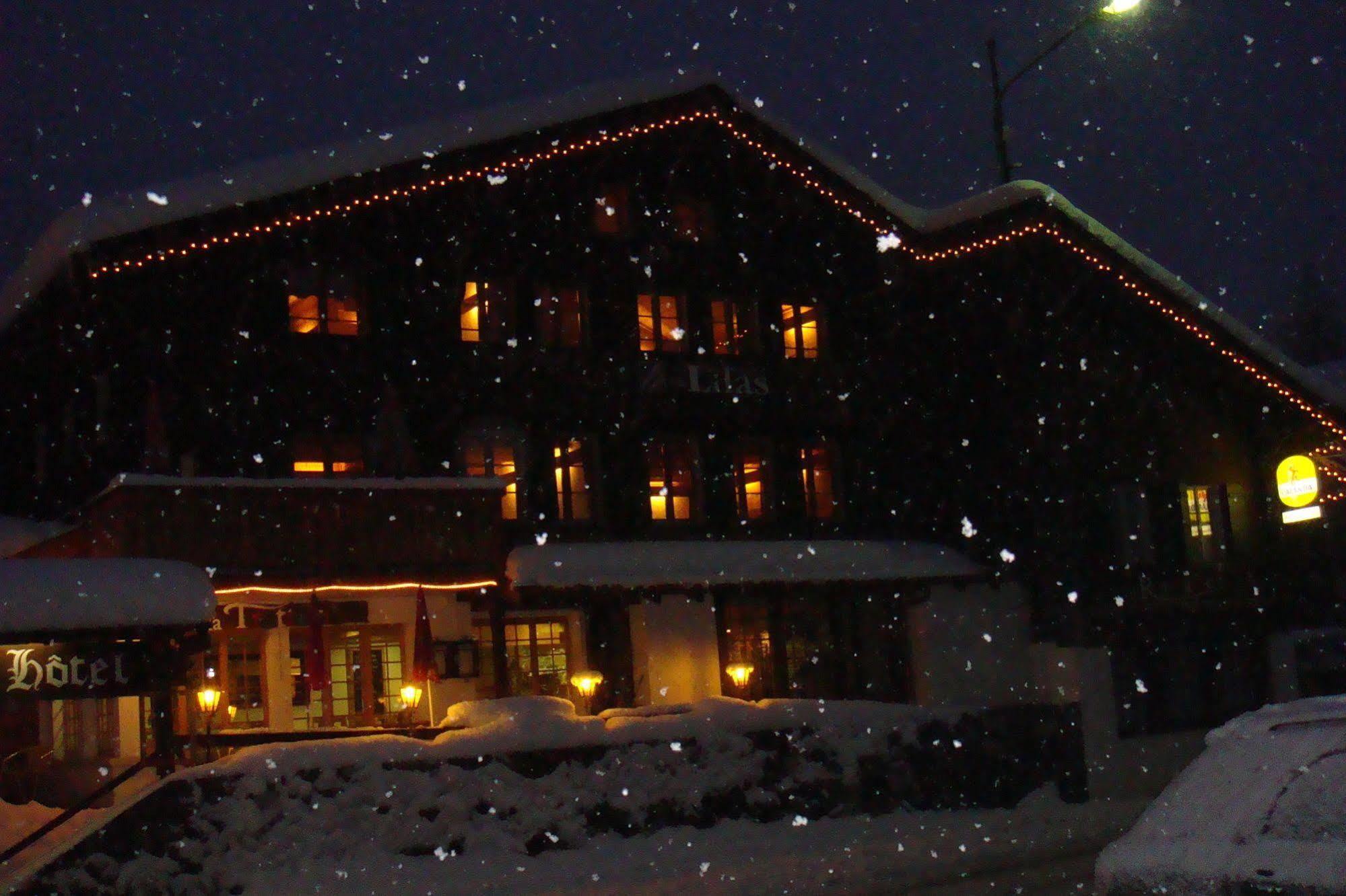 Hotel Restaurant Les Lilas เลส์ ดิอาเบลอเรต์ ภายนอก รูปภาพ