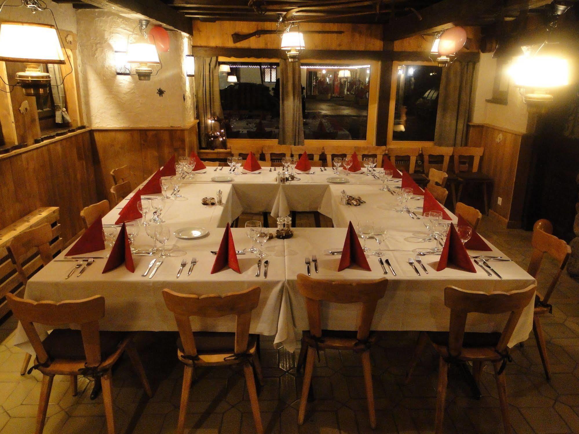 Hotel Restaurant Les Lilas เลส์ ดิอาเบลอเรต์ ภายนอก รูปภาพ